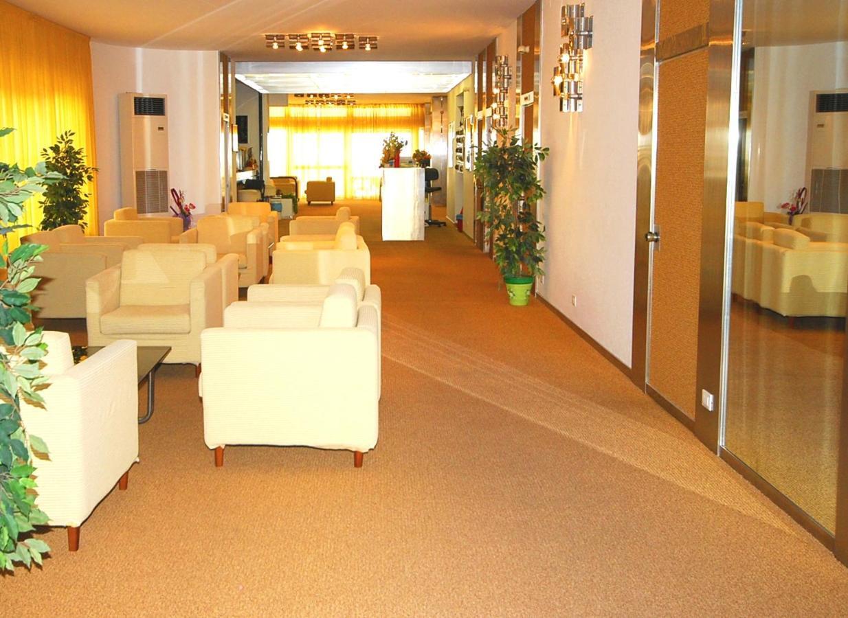 Hotel President Μπελάρια-Ιτζέα Μαρίνα Εξωτερικό φωτογραφία